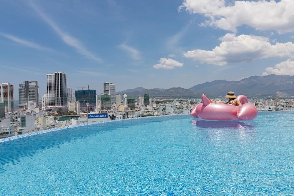 Florida Hotel Να Τρανγκ Εξωτερικό φωτογραφία