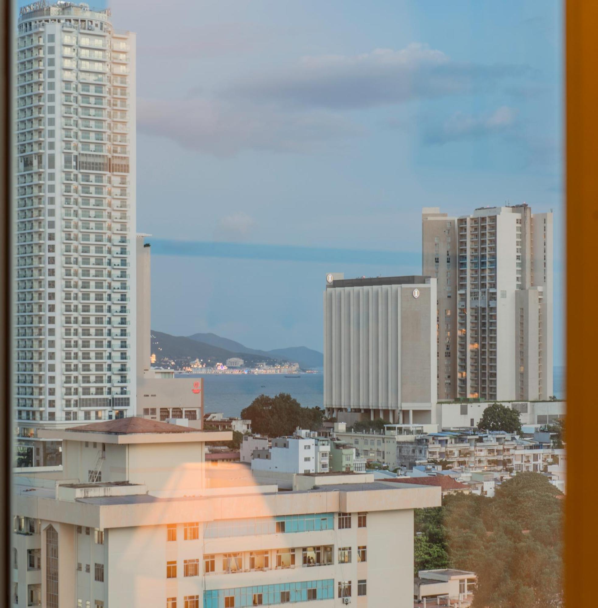 Florida Hotel Να Τρανγκ Εξωτερικό φωτογραφία