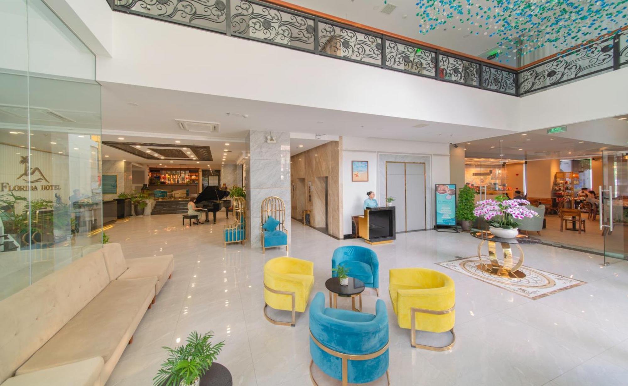 Florida Hotel Να Τρανγκ Εξωτερικό φωτογραφία