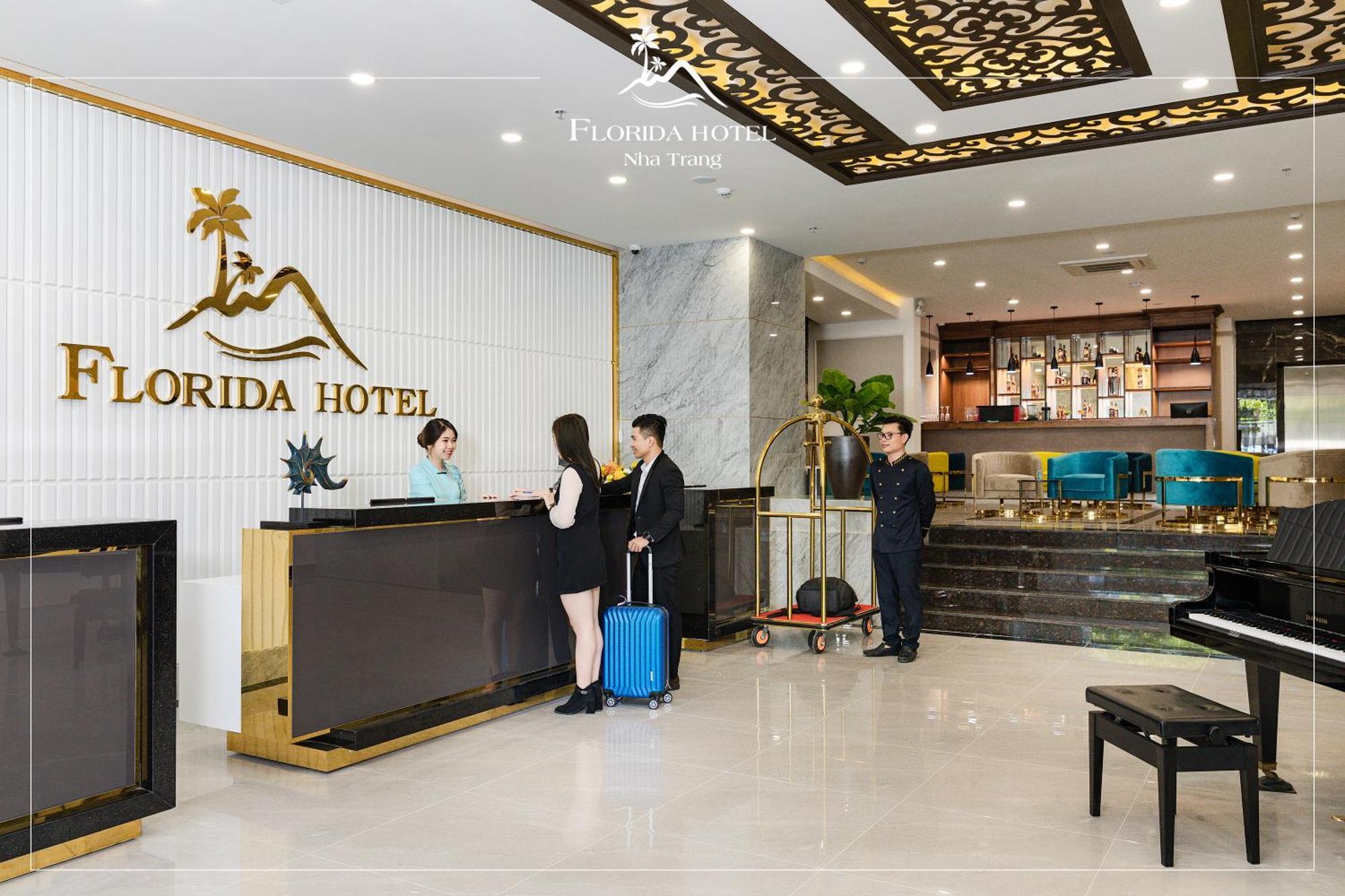 Florida Hotel Να Τρανγκ Εξωτερικό φωτογραφία